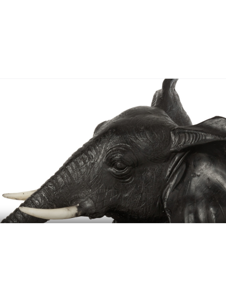 Figura  ELEFANTES Madre Sentada Bebe