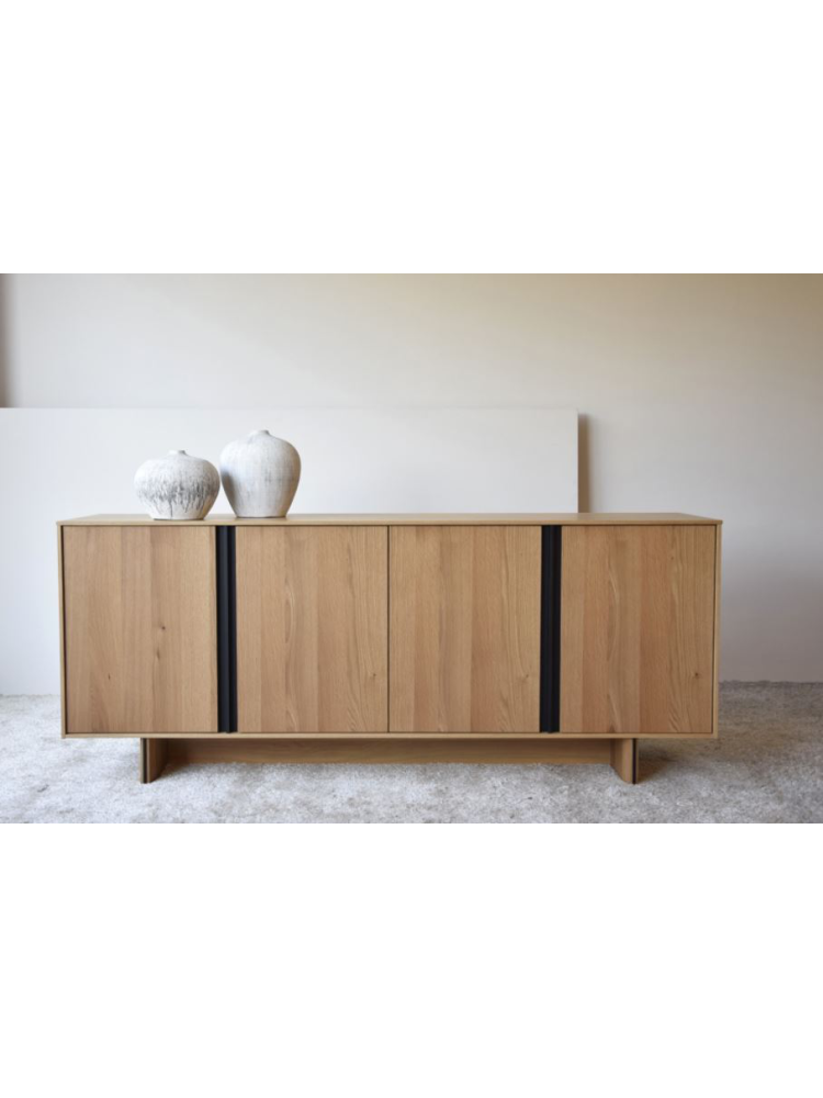 Aparador CAPRICE 200x50x81.6 cms natural/negro