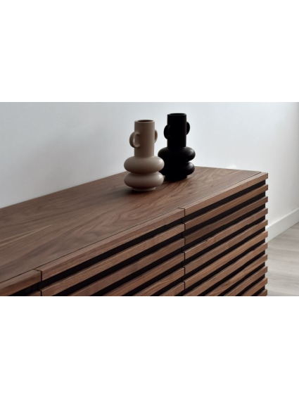 Mueble TV160 cms NIEMEN 4 cajones 3 huecos diferentes acabados